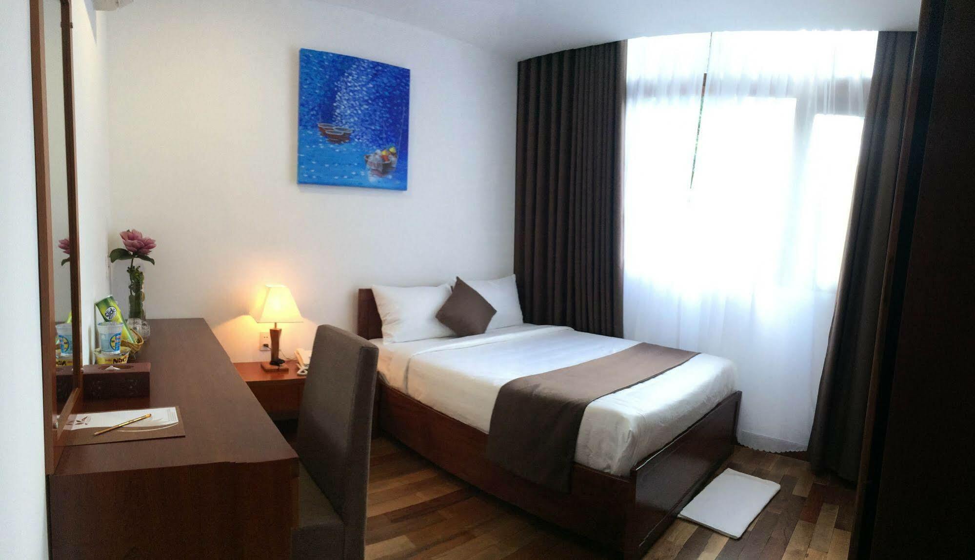 Ocean Flower Hotel Дананг Экстерьер фото